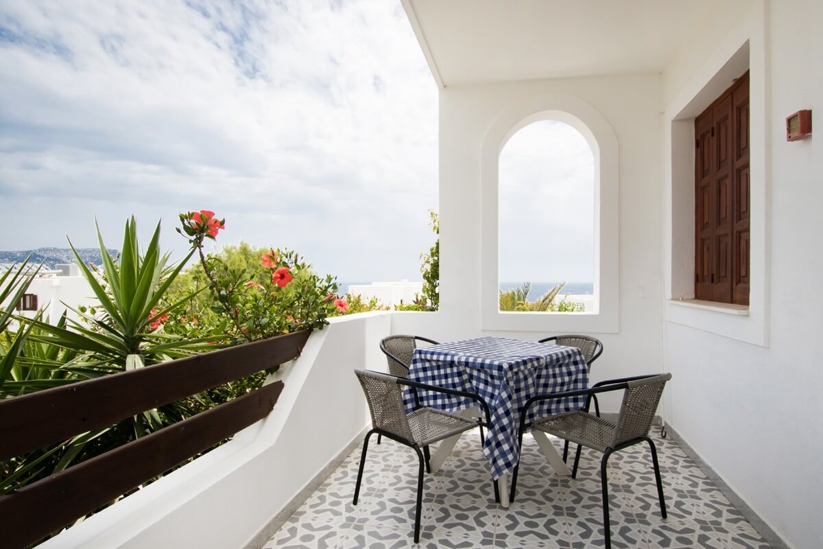 Terrace with table